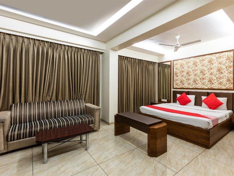 فندق Collection O Surya بوبال المظهر الخارجي الصورة