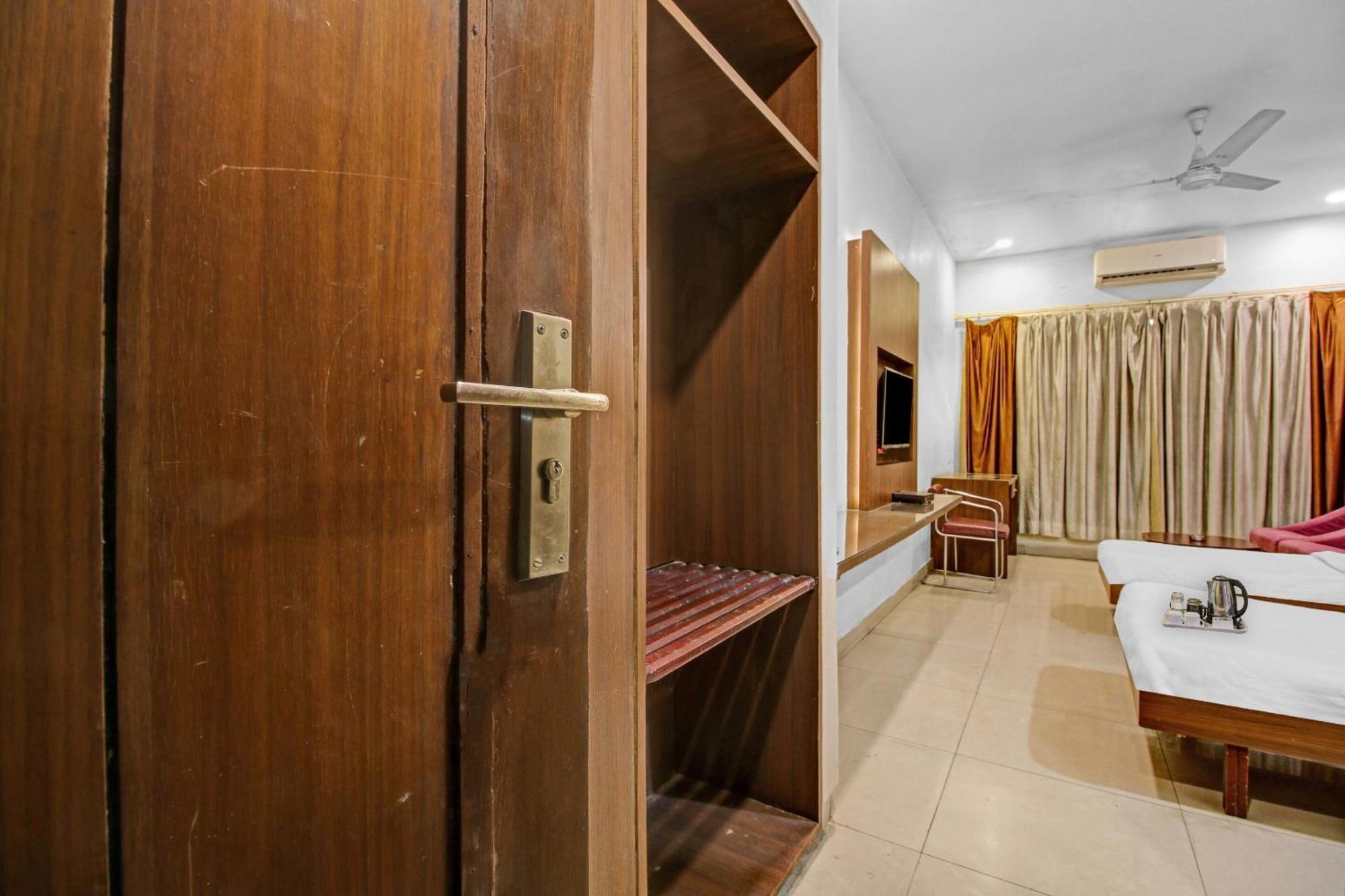 فندق Collection O Surya بوبال المظهر الخارجي الصورة